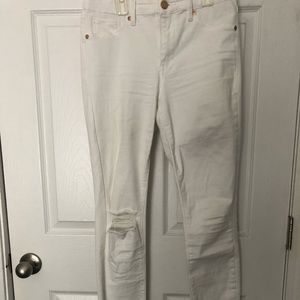 White skinny jeans